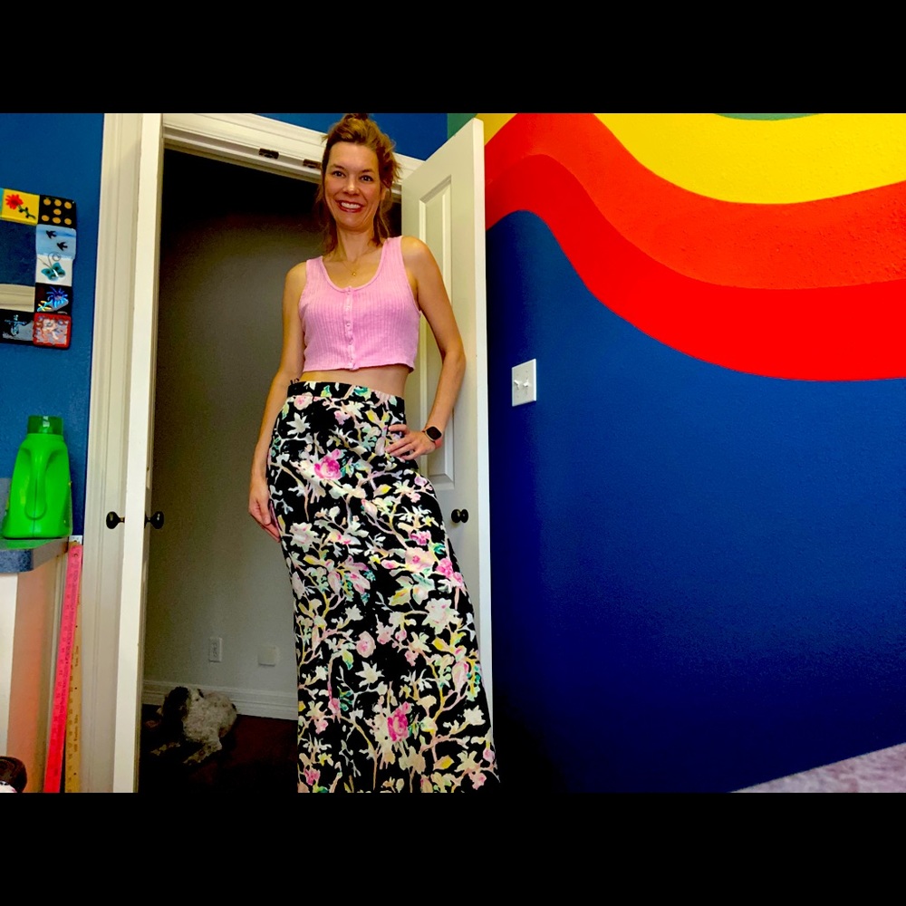 Anthropologie maxi floral skirt. Size 6.
